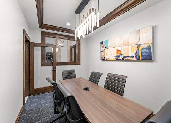 Apartments in Grapevine, TX - StoneLedge Apartments - Conference Room