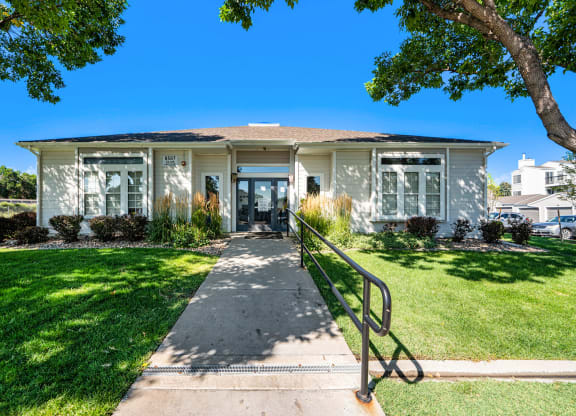 The Hamptons leasing office