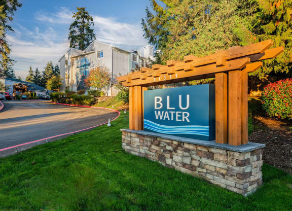 BluWater Entrance