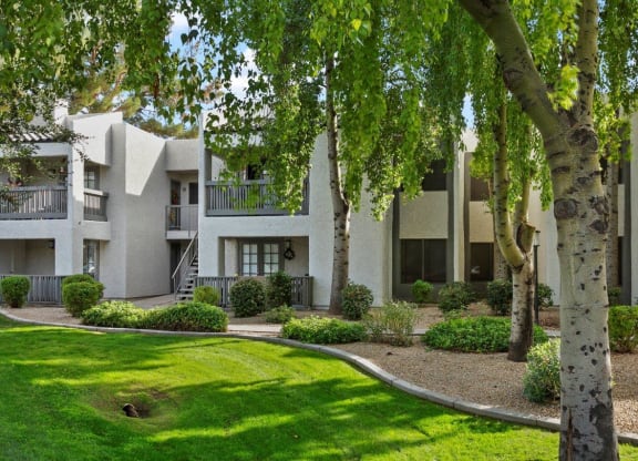 Del Sol Apartments Exterior
