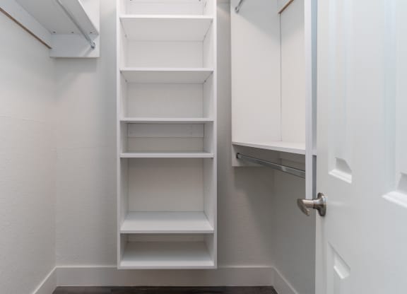 Walk in Closet