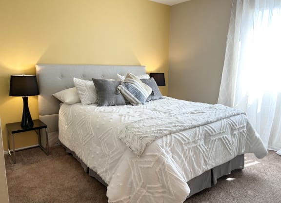 Bedroom at Aspire High Desert Apartments, California, 92392
