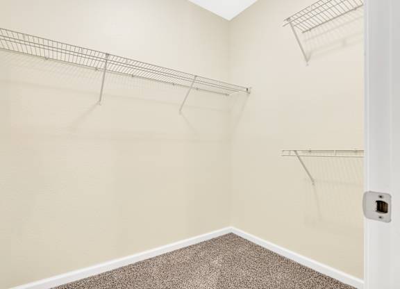 Closet With Shelves at Deer Valley Apartments, Illinois