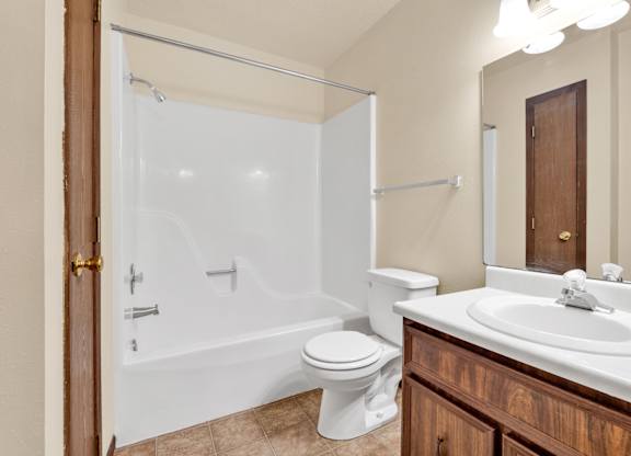 White Bathroom at Windsor Crest Apartments, Iowa
