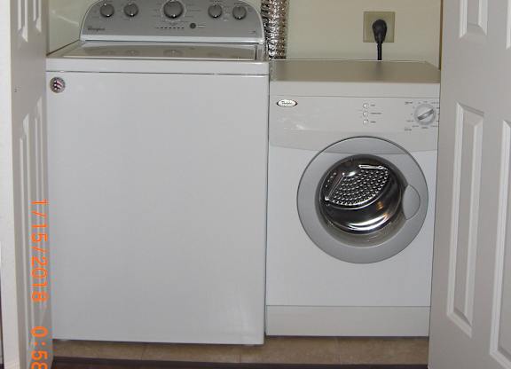 Washer Dryer In Unit at Windsor Crest Apartments, Davenport 52807
