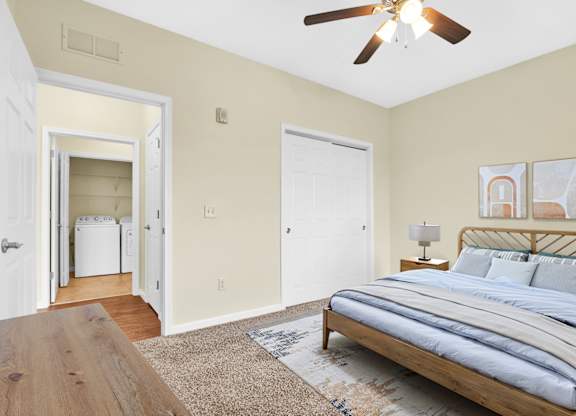 Spacious Bedroom at Deer Valley Apartments, Illinois
