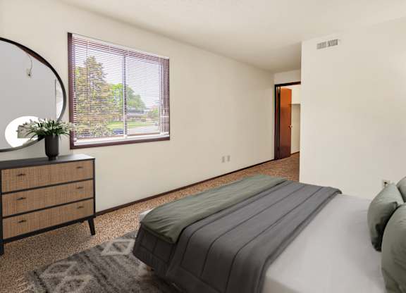 Comfortable Bedroom at Indian Ridge Apartments, Iowa