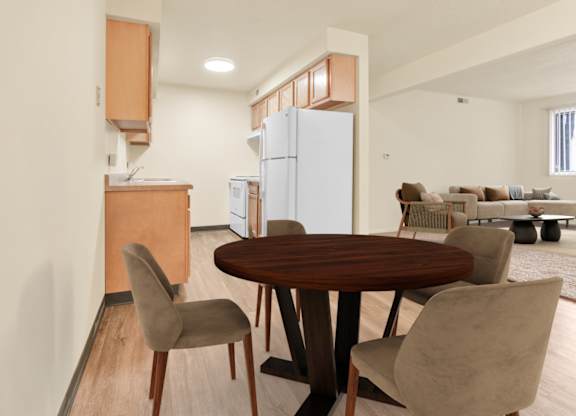 Elegant Dining Space at Indian Ridge Apartments, Davenport