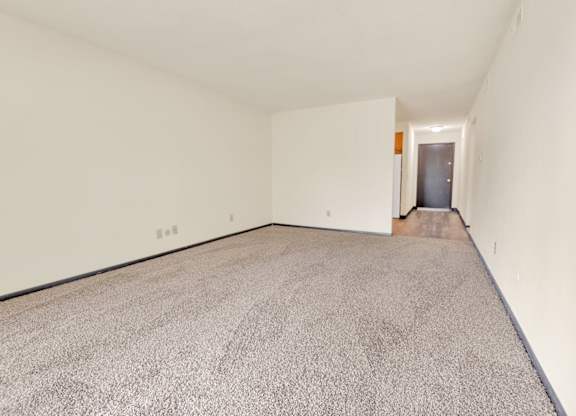 Trendy Master Carpeted at Indian Ridge Apartments, Davenport, Iowa