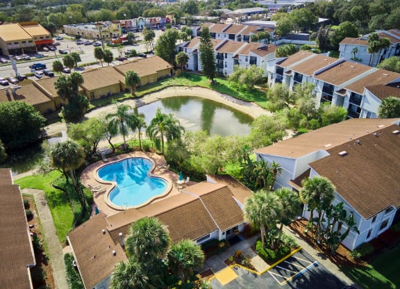 a birds eye view of the pool at the resort at reunion at Sunscape Apartment Homes, Florida, 33613