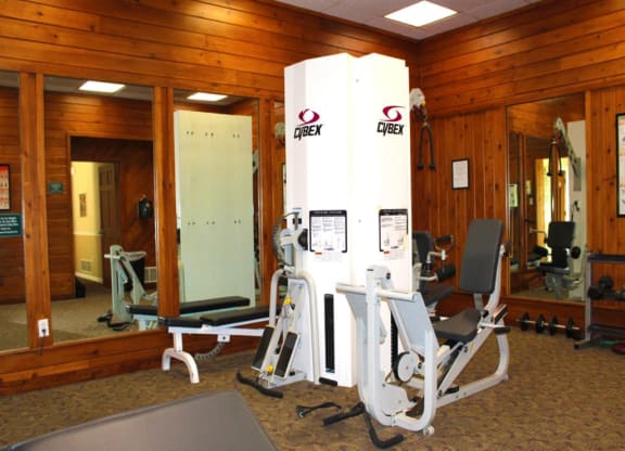 a gym at Monroeville Apartments, Monroeville