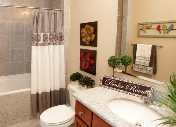 Versailles in North Little Rock Apartments