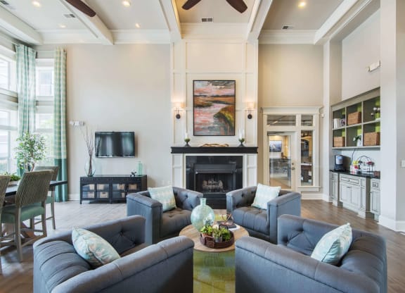 Clubhouse lounge