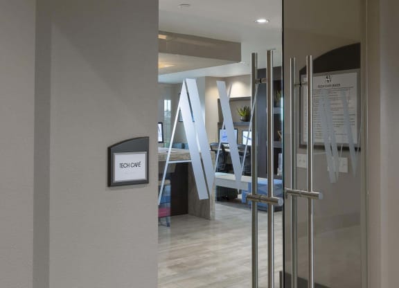 Leasing Center