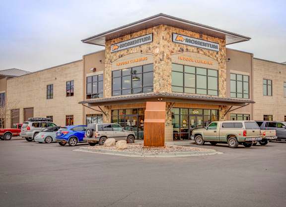 A building with a sign that says