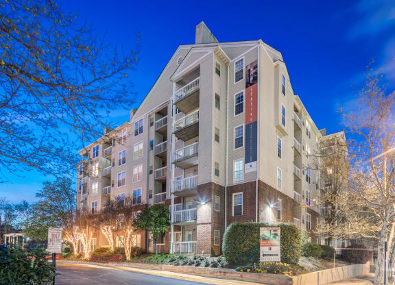 Apartment Rentals in Rosslyn VA