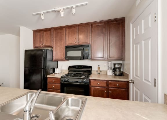 Luxury Apartment Rentals in National Landing Arlington VA