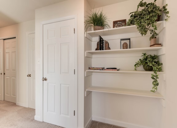 Modern Apartment Rentals in National Landing Arlington VA