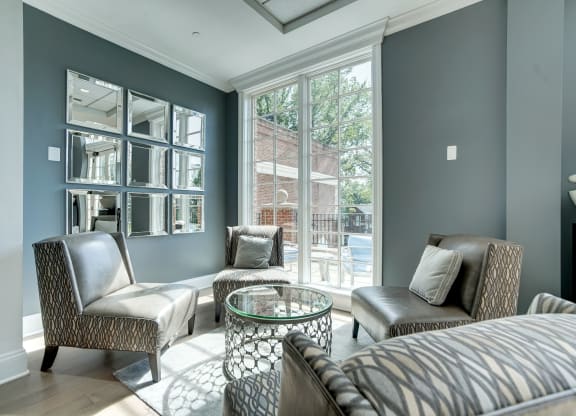 Spacious Apartment Rentals in National Landing Arlington VA