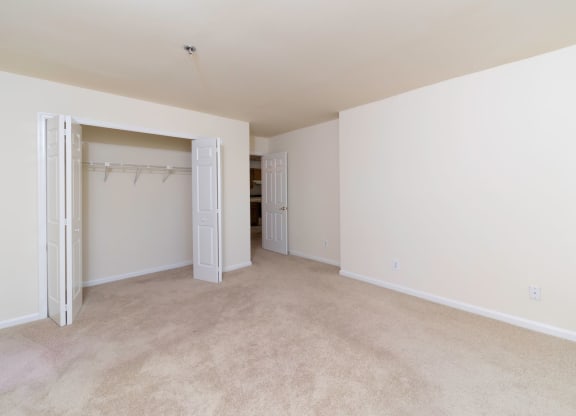 Rosslyn apartments for rent