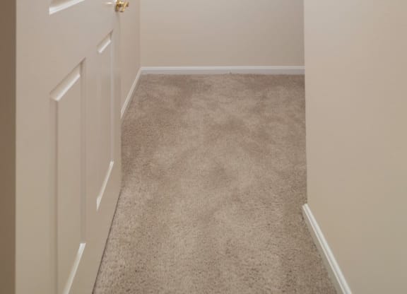 Rosslyn apartments for rent