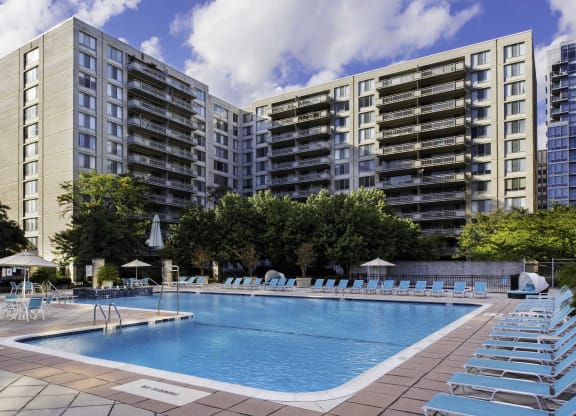Apartments for rent in Crystal City