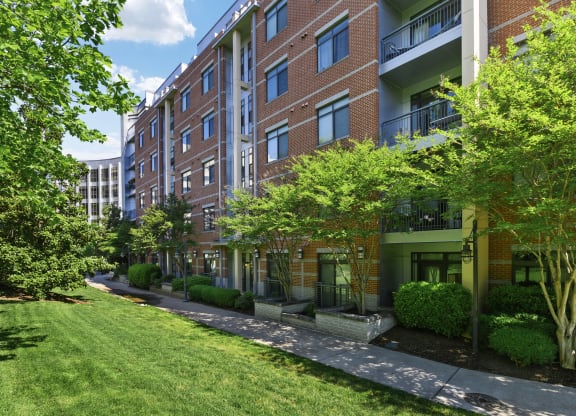 Best Apartment Rentals in Crystal City Arlington VA