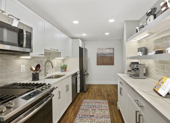 Apartment Rentals in Crystal City VA