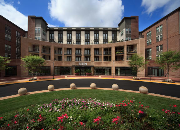 Luxury Apartment Rentals in Herndon VA