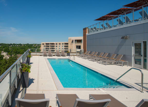 Modern apartment rentals in Crystal City Arlington VA