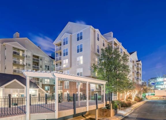 Best Apartment Rentals in Rosslyn VA