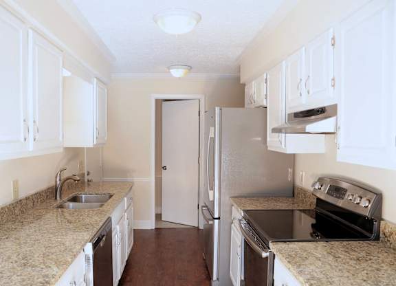 East Lansing 2 bed townhouse w/Washer & Dryer