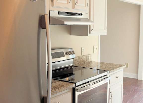 East Lansing 2 bed townhouse w/Washer & Dryer