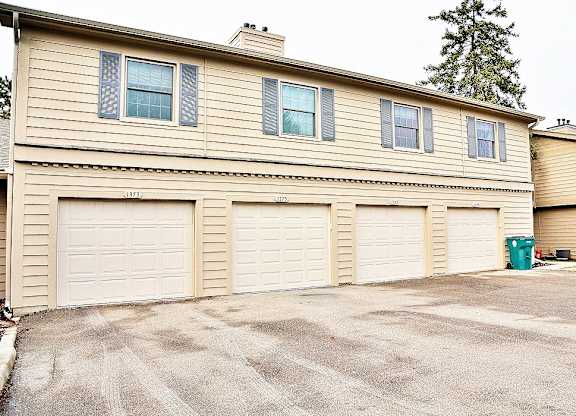 REMODELED Townhouse 1375 - Available for Immediate Move-in