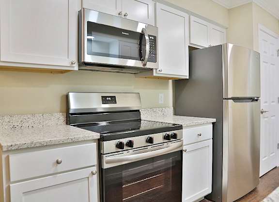 EREMODELED Townhouse 1375