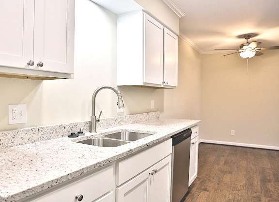 REMODELED Townhouse 1375 - Available for Immediate Move-in