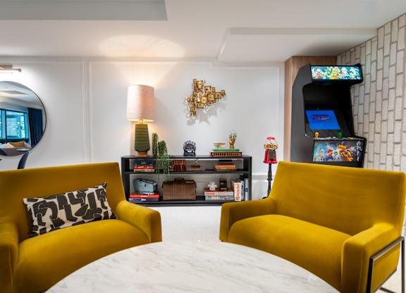 Neighbour - Rec Room