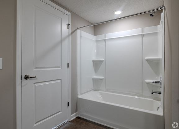 Bathroom With Bathtub at The Residences at Akita Lane, Canal Winchester, 43110