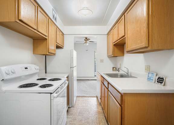 Kitchen at Surfside Towers in Eastlake