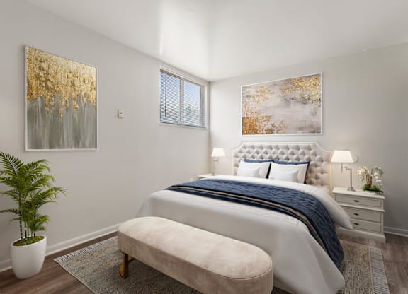 Master Bedroom at Commons At Waters Edge, Columbus, OH 43232