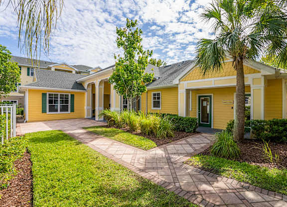 Exterior  at Belleair Apartments in Clearwater FL