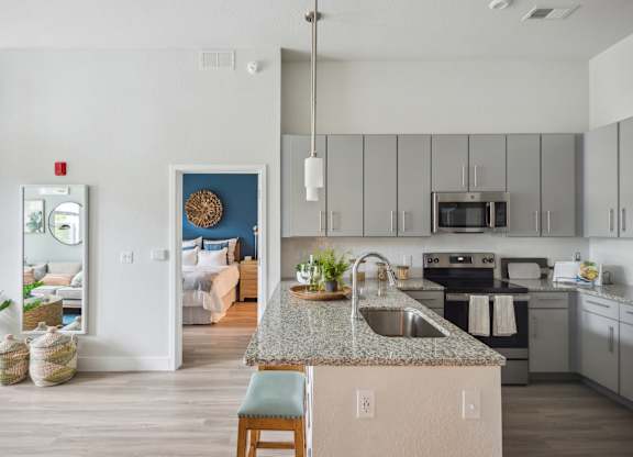 Large Floor Plans at Waverly Terrace Luxury Apartments in Temple Terrace FL