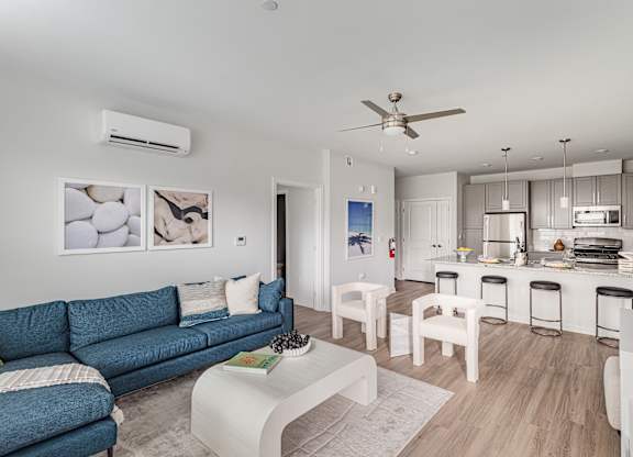 Open-Concept Layouts at Glen Oaks Luxury Apartments in Wall Township, NJ