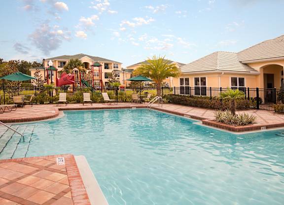 Resort-Style Pool at Laurel Oaks Affordable Apartments in Leesburg FL