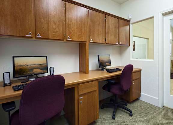 Business Center at Valley Oaks Affordable Apartments in Tulare CA