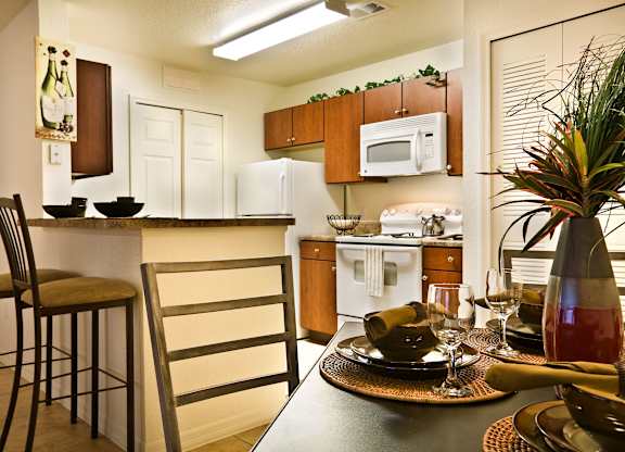 Fully Equipped Kitchens at Savannah Springs Affordable Apartments in Jacksonville FL