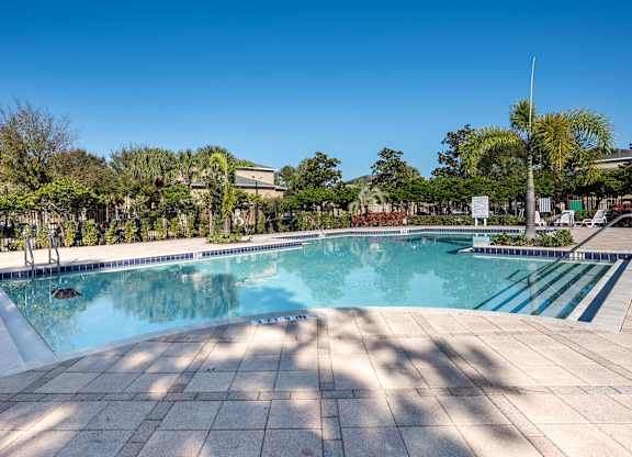 Apartments with a Pool at Meridian Pointe Affordable Apartments in Tampa FL