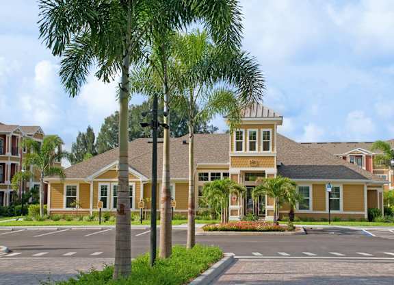 Booker Creek Apartments in St. Petersburg FL