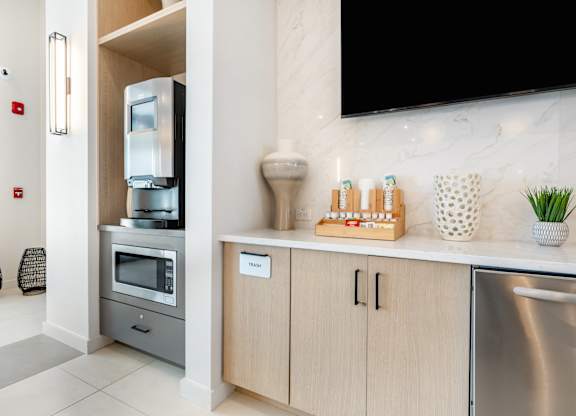 Coffee Bar at Marquee Square Apartments in Tampa, FL