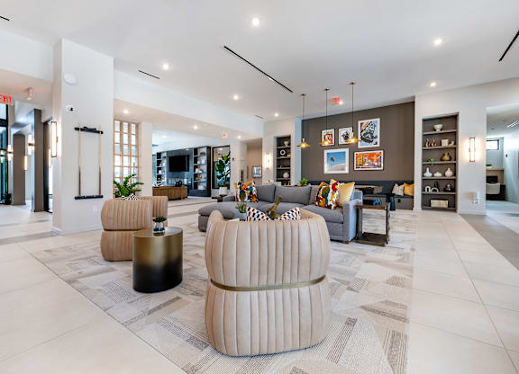 Lounge Seating at Marquee Square Apartments in Tampa, FL